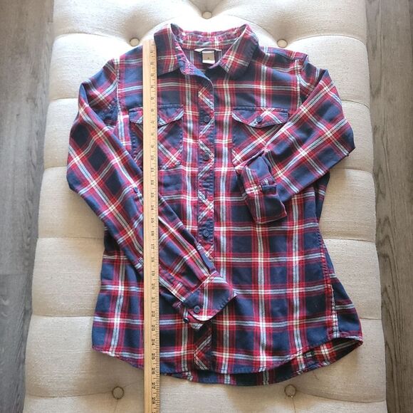 Duluth Trading Co Women's Crosscut Wicking Flannel Shirt Size Medium 31706 - Picture 12 of 15
